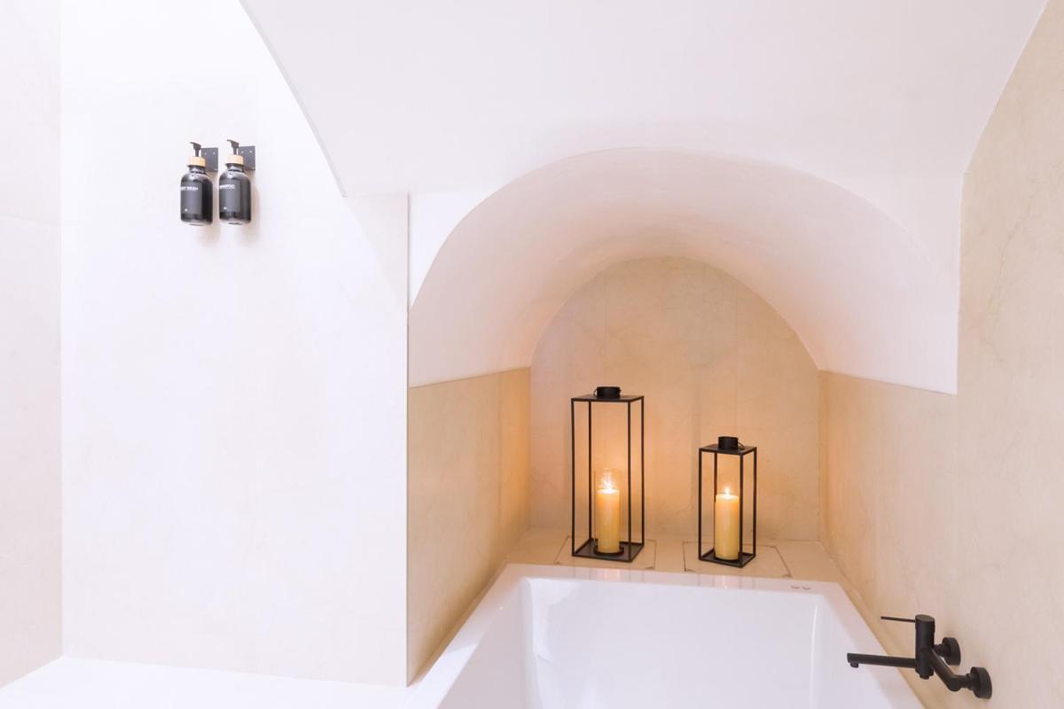Appartement Luxurious With Jacuzzi In Casa Pilatos