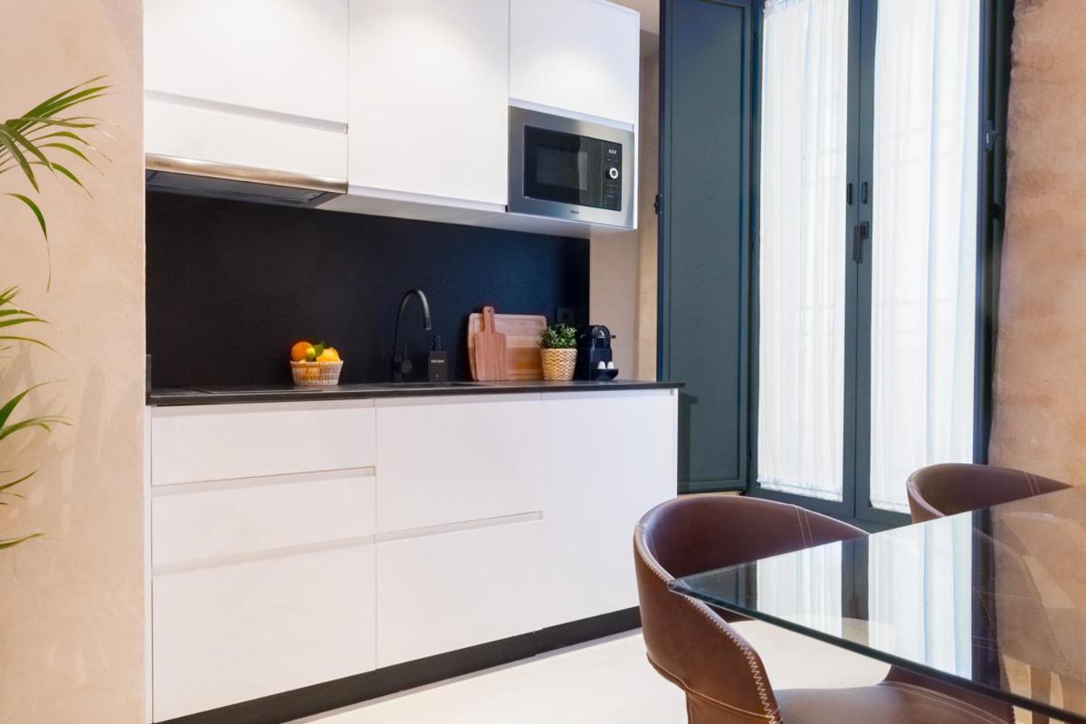 Luxurious With Jacuzzi In Casa Pilatos Appartement